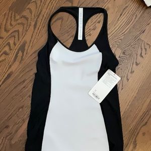 NWT Lululemon tank